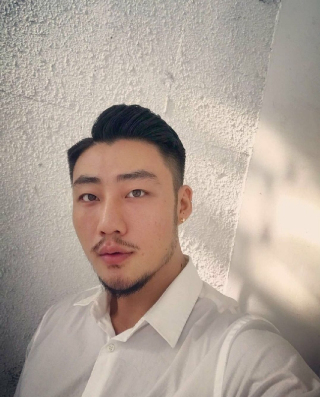 黄杰的第一张照片--九龙残疾人相亲网