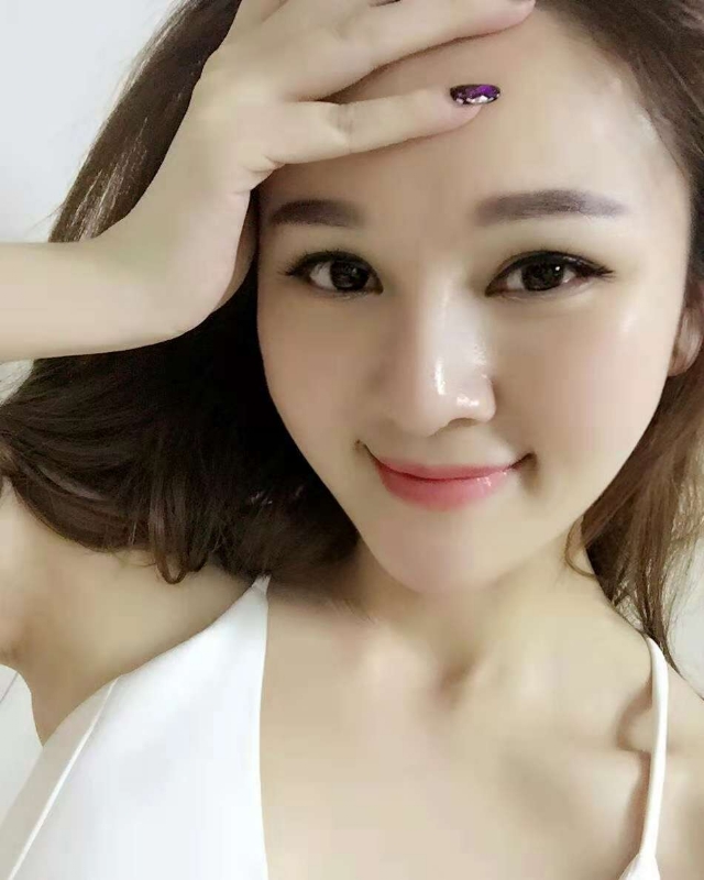 欣颖的第一张照片--九龙残疾人相亲网