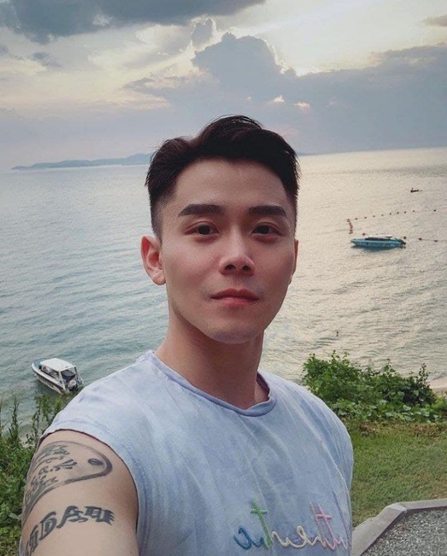 Aaron的第一张照片--九龙残疾人相亲网
