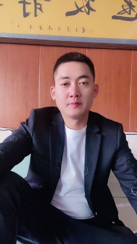 李泽胜的第一张照片--九龙残疾人相亲网